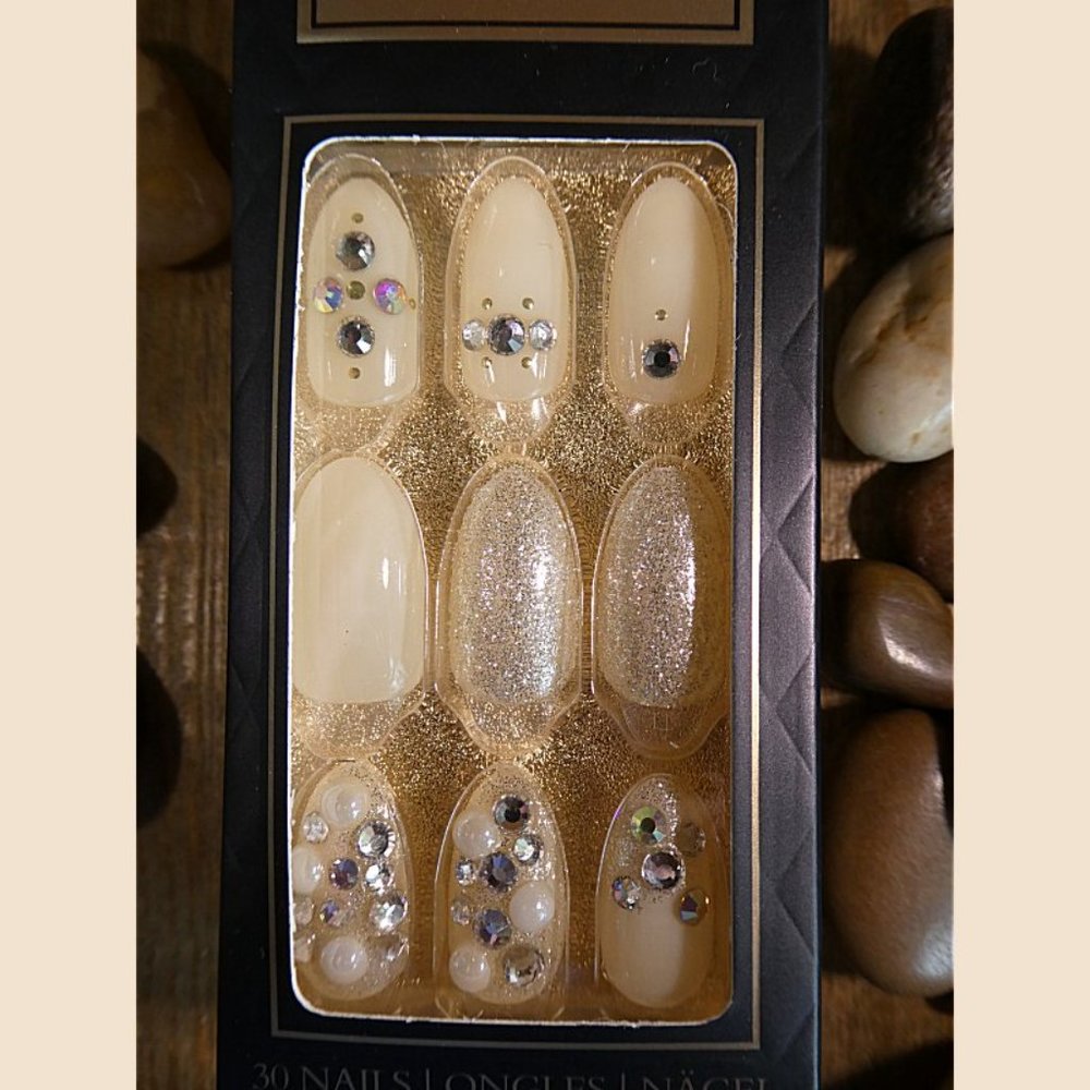 NEW imPRESS Couture Press On Nails Luxurious 79981 FINAL PRICE - Picture 2 of 10